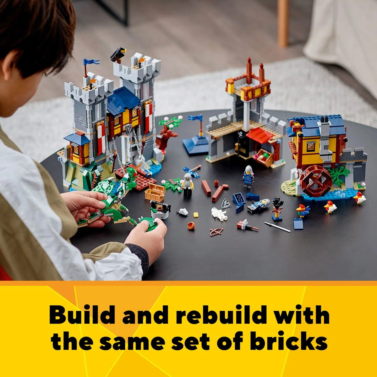 LEGO Creator 3 en 1 Castillo Medieval, Juguete que se Transforma de Castillo a Torre y a Mercado, Incluye Figura de Esqueleto y Dragón, con 3 Minifiguras y Catapulta, 31120