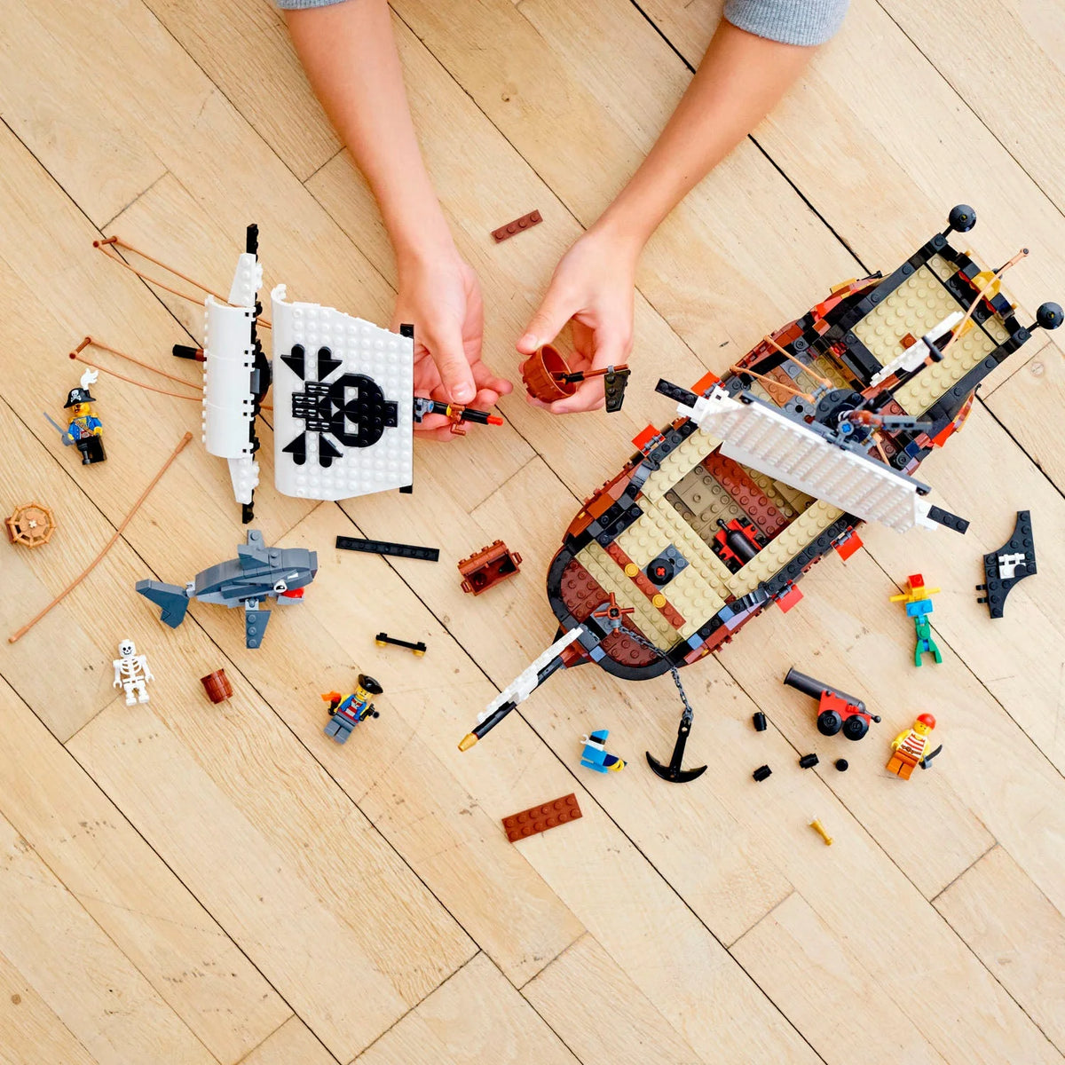 LEGO – Creator 3en1 Barco Pirata 31109